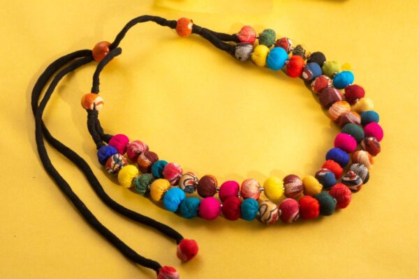 Multicoloured Necklaces