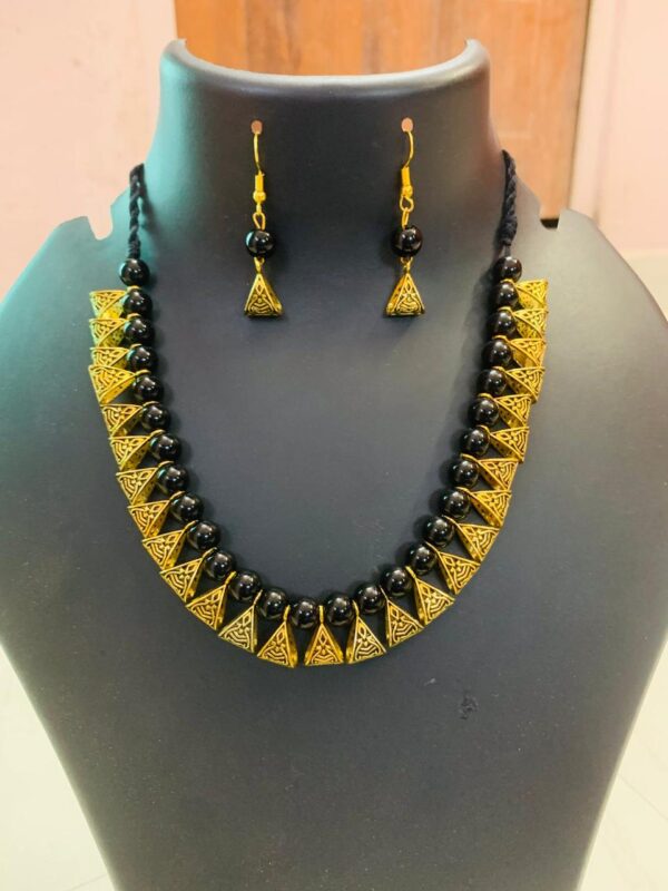 Samosa Beads Necklaces - Image 5